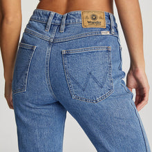 Load image into Gallery viewer, Wrangler Mid Tori Slim Straight Jean - Outta Memphis