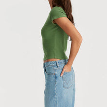 Load image into Gallery viewer, Wrangler Sun Spiral Staple Rib Tee - Elm Green