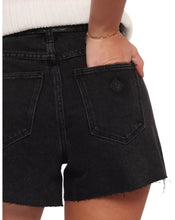 Load image into Gallery viewer, Abrand Venice Short Heidi - Washed Black