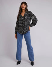 Load image into Gallery viewer, All About Eve Lily Floral Shirt