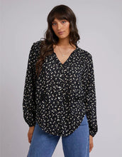 Load image into Gallery viewer, All About Eve Lily Floral Shirt