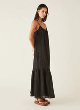 Load image into Gallery viewer, Esmaee Sol Dress - Black