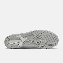 Load image into Gallery viewer, New Balance BB550 Shoe - White w/NB 103 White