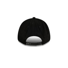 Load image into Gallery viewer, New Era Penrith Panthers Black 9FORTY Snapback Hat - Black/Black
