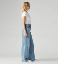 Load image into Gallery viewer, Levi's Cinch Baggy Jeans - Home Improvement