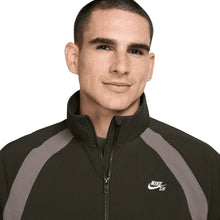 Load image into Gallery viewer, Nike SB Woven Jacket - Sequoia