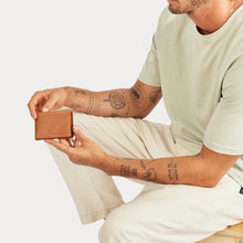 Load image into Gallery viewer, Status Anxiety Jonah Wallet - Camel