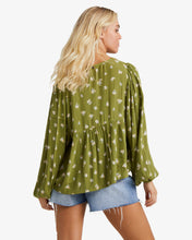 Load image into Gallery viewer, Billabong Free Fallin Top - Green Eyes