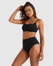 Load image into Gallery viewer, Billabong Sol Searcher Mia D/DD Bralette Bikini Top