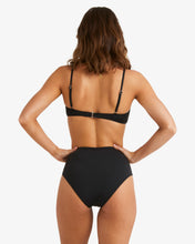 Load image into Gallery viewer, Billabong Sol Searcher Mia D/DD Bralette Bikini Top