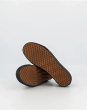 Load image into Gallery viewer, Vans Old Skool Leather Shoe - Black/Black