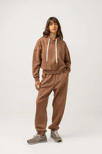 Load image into Gallery viewer, Rhythm Ladies Core Trackpant - Chocolate