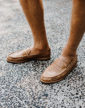Load image into Gallery viewer, Urge Marakesh Leather Shoe