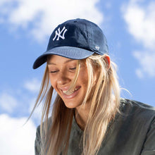 Load image into Gallery viewer, '47 Brand New York Yankees Home Clean Up Cap - Navy