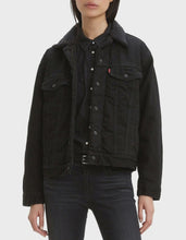 Load image into Gallery viewer, Levi's Ex-Boyfriend Sherpa Trucker Jacket - Yes Black
