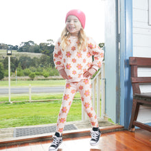 Load image into Gallery viewer, Eve Girl Daisy Crew (3-7)