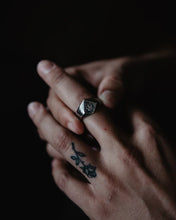 Load image into Gallery viewer, Dead Ivy Grim Ring