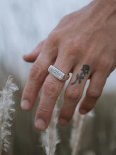 Load image into Gallery viewer, Dead Ivy Oni Ring