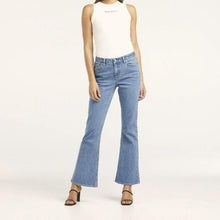 Load image into Gallery viewer, Riders By Lee Mid Vintage Flare Jean - Serene Blue