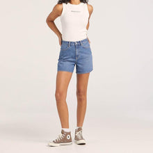 Load image into Gallery viewer, Riders By Lee Girlfriend Slim Short - Focus Blue