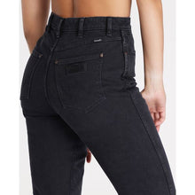 Load image into Gallery viewer, Wrangler Ladies Drew Jean - Karma