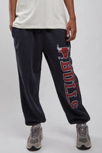 Load image into Gallery viewer, Mitchell & Ness Chicago Bulls Tip Off Sweatpants - Faded Black