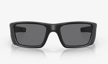 Load image into Gallery viewer, Oakley SI Fuel Cell Sunglasses - Matte Black/Grey