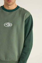 Load image into Gallery viewer, Rhythm Swerve Fleece Crew - Pine
