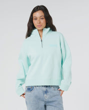Load image into Gallery viewer, Rip Curl Surf puff 1/4 Zip - Light Blue
