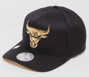 Mitchell & Ness Weald 110 Chicago Bulls Hat - Black