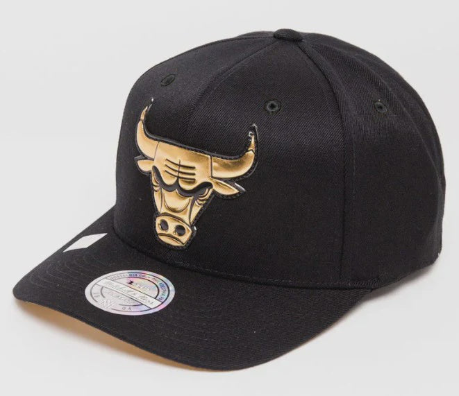 Mitchell & Ness Weald 110 Chicago Bulls Hat - Black