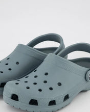 Load image into Gallery viewer, Crocs Classic Clog Kids (C11-J6) - Pond
