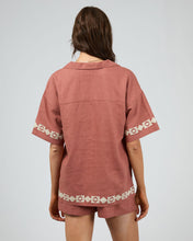 Load image into Gallery viewer, Silent Theory Capri Shirt - Clay
