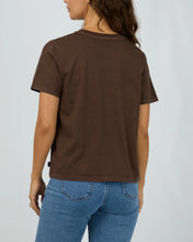 Load image into Gallery viewer, All About Eve Saluti Regular tee - Brown
