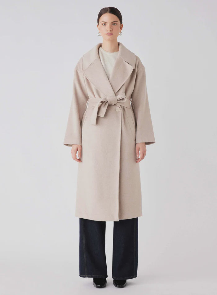 Esmaee Stateman Coat - Natural