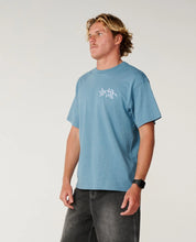 Load image into Gallery viewer, Rip Curl Fangs Tee - Blue Rock
