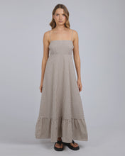 Load image into Gallery viewer, Silent Theory Sunday Maxi Dress - Chocolate
