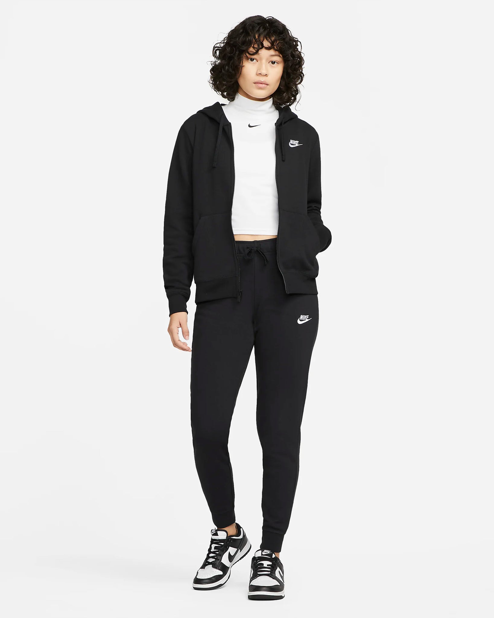Nike Sportswear Club Fleece Women's Mid-Rise Slim Joggers – Arnold's