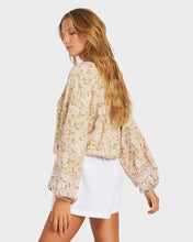 Load image into Gallery viewer, Roxy Garland Top - Stone
