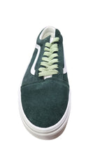 Load image into Gallery viewer, Vans Old Skool Shoe - Oil Green

