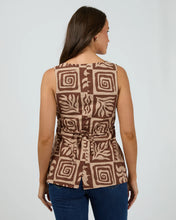 Load image into Gallery viewer, Silent Theory Tulum Top - Brown
