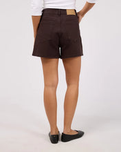 Load image into Gallery viewer, Silent Theory Kyia Comfort Short - Chocolate
