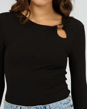 Load image into Gallery viewer, Silent Theory Atlas Long Sleeve Top - Black

