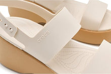Load image into Gallery viewer, Crocs Women Brooklyn Sky Sandal Shoe - Frappe/Cashew
