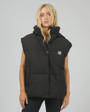 Load image into Gallery viewer, All About Eve Elevate Puffer Vest - Black
