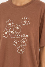 Load image into Gallery viewer, Rhythm Lulu Floral Oversized T-Shirt - Chocolate

