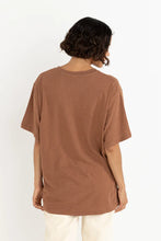 Load image into Gallery viewer, Rhythm Lulu Floral Oversized T-Shirt - Chocolate
