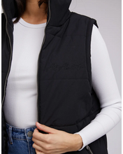 Load image into Gallery viewer, All About Eve Classic Puffer Vest - Black
