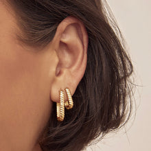 Load image into Gallery viewer, Arms Of Eve Avery Gold Earrings
