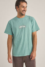 Load image into Gallery viewer, Rhythm Dos Soles Vintage T-Shirt - Green

